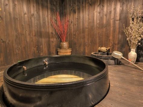 全国 北海道地方（北西部） 北海道地方（東部） 北海道地方（南西部） 東北地方（北部） 東北地方（南部） 関東地方 甲信地方 北陸地方（東部） 北陸地方（西部） 東海地方 近畿. 二百年の農家屋敷 宮本家の写真・フォトギャラリー【JTB】＜西 ...