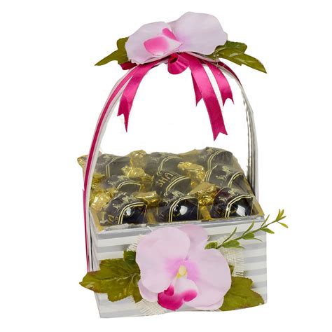 Uk mothers day hampers flowers & chocolates. Mother Day Chocolate Hamper | Winni
