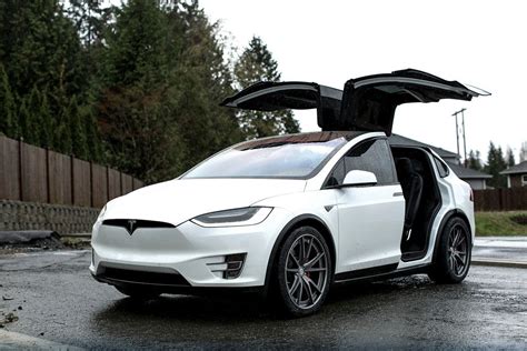 Tesla Model X White Hre S104 Wheel Front