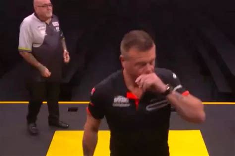 Darts Fans Cant Believe It As Chris Mason Manages To Bust 130 Finish