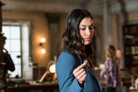 Sleepy Hollow L Attrice Janina Gavankar Nell Episodio Columbia