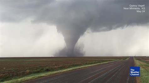 Huge Tornado Spotted In Kansas Videos From The Weather Channel