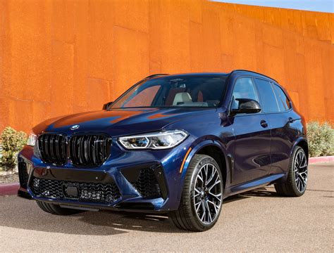 When driving casually around town, you feel like you are in a car designed for track duty. First Drive: 2020 BMW X5 M50i | TheDetroitBureau.com