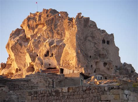 Uchisar Cave Dwellings In Turkey Uchisar Cappadocia
