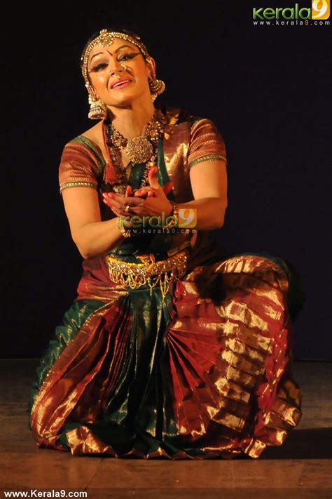 Shobana Dance Performance Actress Shobana Classical Dance Performance At Lepakshi Sadhwi