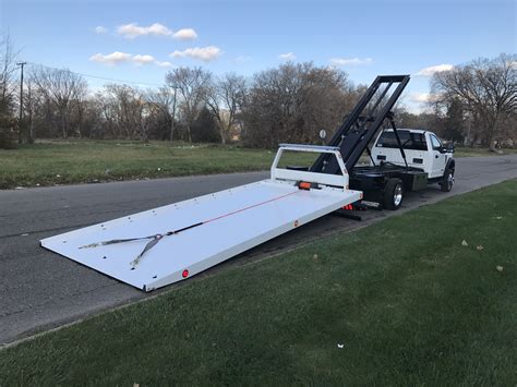 Pin on Low Loader by Detroit Wrecker | Flatbed towing, Tow truck driver