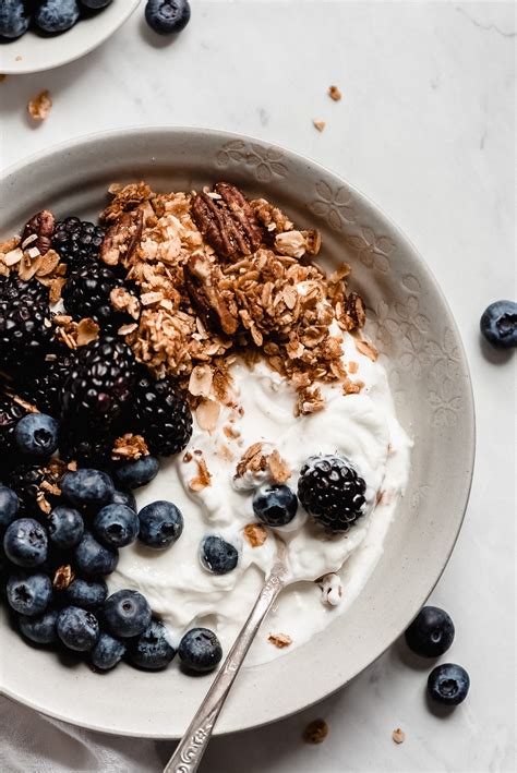 Greek Yogurt Blueberry Muffins Garnish And Glaze