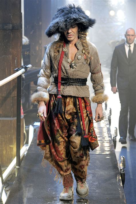 John Galliano Fall Winter 2011 2012 Men Fashion Shows Vogue It Moda Jhon Galliano