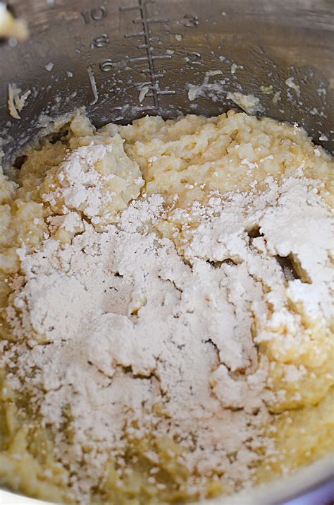 Delicious Cauliflower Mashed Potatoes Secret Ingredient The Salty Pot