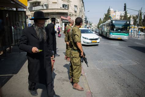Israel Redeploys Guards To Protect Jerusalem Buses Trains The Times