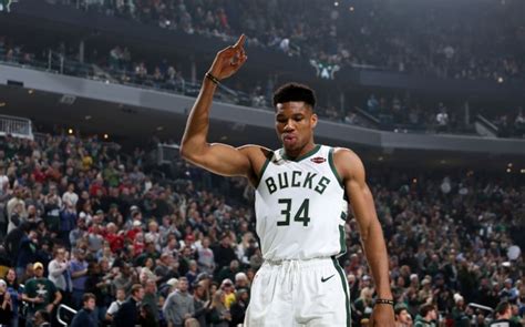 Jul 03, 2021 · αμφίβολος για το game 6 των μιλγουόκι μπακς στην ατλάντα κόντρα στους χοκς ο γιάννης αντετοκούνμπο, όπως ενημέρωσαν τα «ελάφια» στην καθιερωμένη τους ανάρτηση μία μέρα πριν… Τι ζήτησε ο Γιάννης Αντετοκουνμπο από τους φίλους των ...