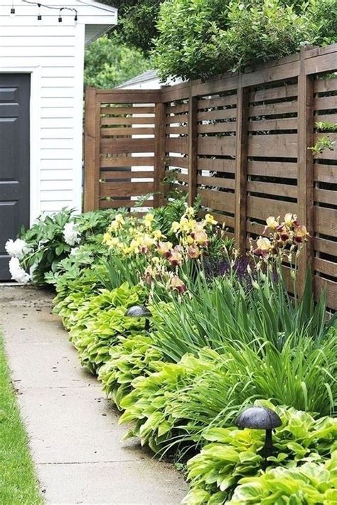 33 Lovely Front Yard Fence Design Ideas Best For Your Privacy In 2020