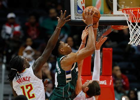 Milwaukee Bucks Takeaways From 117 106 Win Over Atlanta Hawks