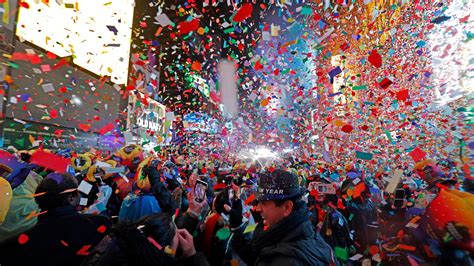 New Years Eve Times Square Security 1st Nyc Uses Drones At Ball Drop
