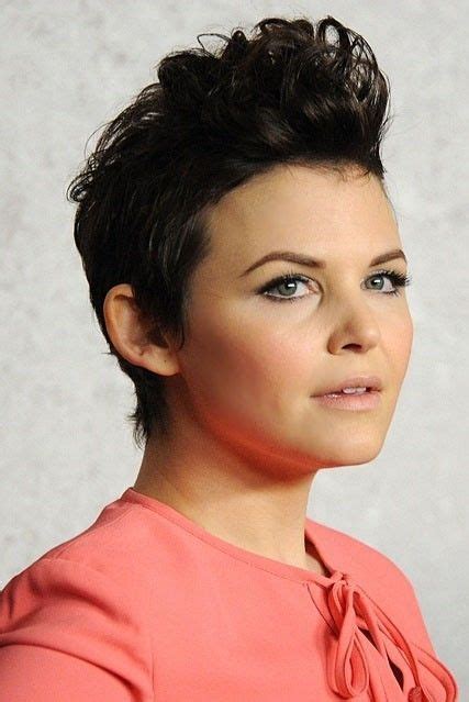 You may have heard that round face shapes should steer clear of bobs, however, that's not entirely true. 12 Awesome Pixie Cuts for Round Faces | Hair Braiding ...