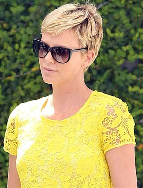 Find the perfect charlize theron short hair stock photos and editorial news pictures from getty images. 10 New Charlize Theron Pixie Haircuts | Pixie Cut ...