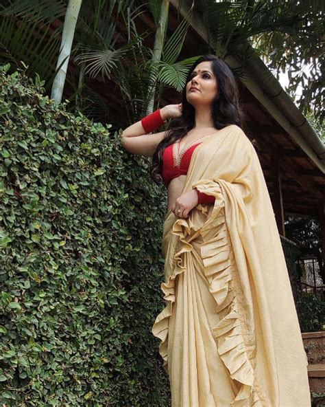 Gandi Baat Mastram Fame Actress Aabha Paul Crosses Hotness Boldness Limit In These 5 Photos