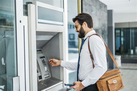 Pay No International Atm Fees At These 7 Banks Financebuzz
