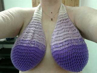 From beginners to experts, all the best patterns are here! Ravelry: Booby Hammock Bra pattern by Leah Moore