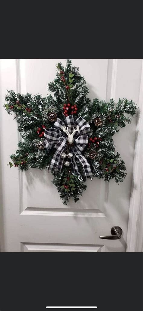 Pin By Ashley Senn Grubbs On Christmas Time Christmas Wreaths Diy