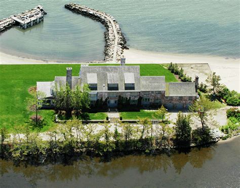 Katharine Hepburns Connecticut Home Sells For 115 Million
