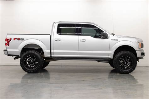 The Pros And Cons Of Lifting A Truck Ultimate Rides