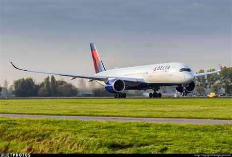 Delta Air Lines Airbus A350 941 N504dn Rotating At Amsterdam Schiphol