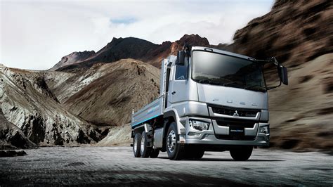 New Mitsubishi Fuso Truck Premieres A Safety Driver Assistance System
