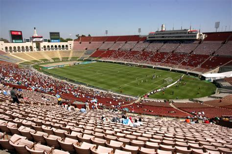 20 Biggest College Football Stadiums Page 13