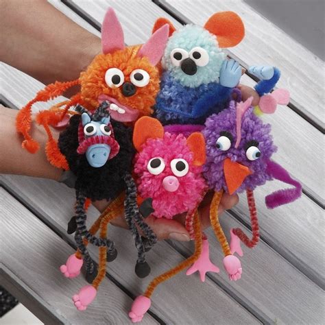 Kostenlose vorlage und einfache anleitung. Phantasie-Tiere aus Pompons und Pfeifenreinigern ...