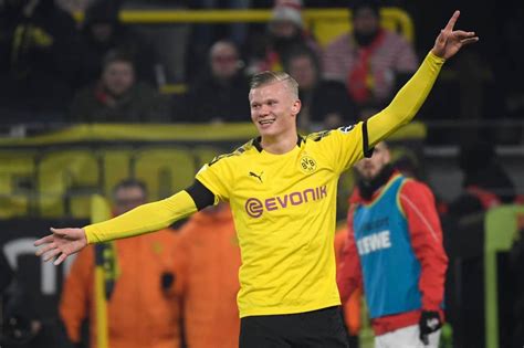 Matchday borussia dortmund vs fc schalke 04 (2020), bayer leverkusen vs borussia dortmund (2021) and liverpool vs red bull salzburg (2019). Erling Braut Haaland Bryne : Fire mål av Erling Braut ...