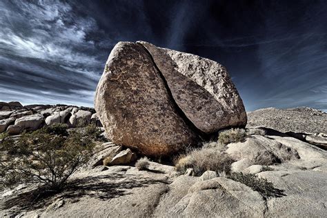 Split Rock Joshua Tree National Park Desert Photograph By Vlad Bubnov