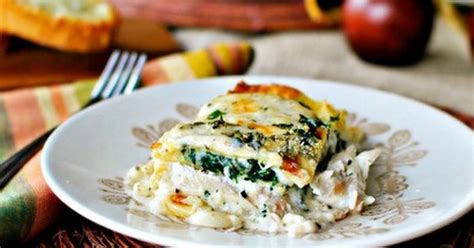 Preheat oven to 180 degrees c/350 degrees f. 10 Best Chicken Lasagna with Ricotta Cheese Recipes
