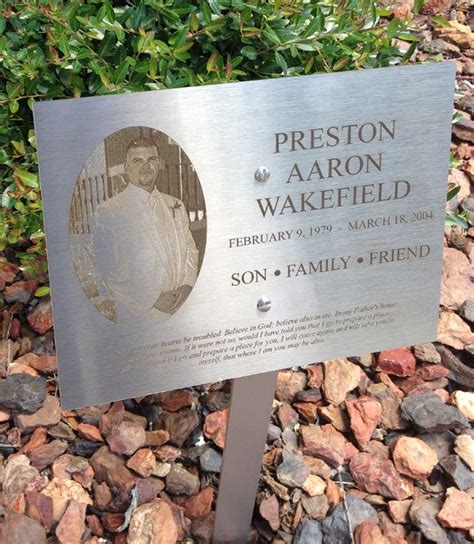 6x8 Stainless Steel Dedicationmemorial Lawn Or Garden Sign With Picture