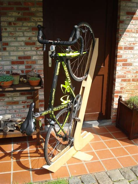 Diy Ideas 9 Bike Stands You Can Make Yourself Apartment