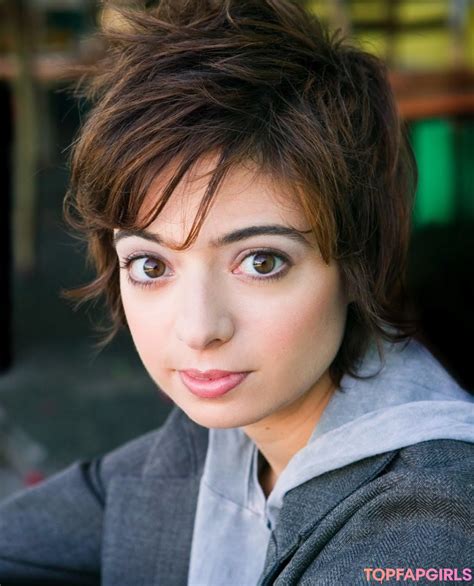 Kate Micucci Nude OnlyFans Leaked Photo TopFapGirls