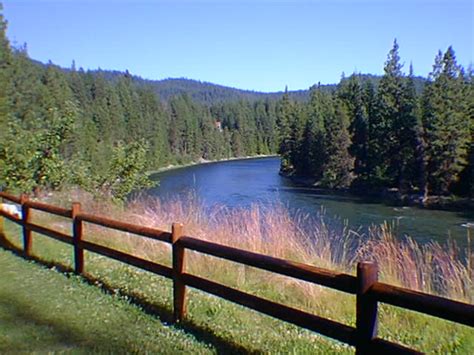 Washington state is full of wonder and romance. Best Romantic Cabins in Washington State for a Honeymoon