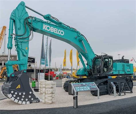 Kobelco Construction Machinery Molson Equipment