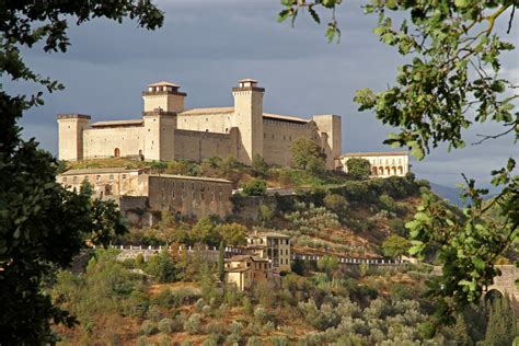 Travel And Adventures Umbria A Voyage To The Umbria Region Italy