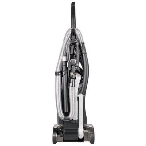 Momentum Cyclonic Bagless Vacuum 3910t Bissell