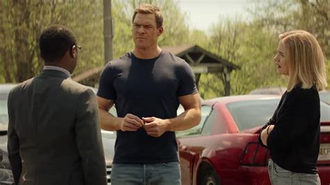 Reacher Trailer Meet A Jack Reacher Who Is Much Much Taller Than Tom Cruise