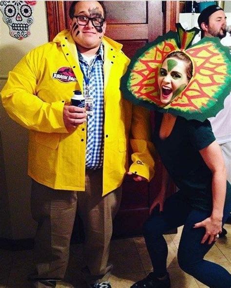 Dennis Nedry And A Dilophasaraus From Jurassic Park Two Person Costumes Two Person Halloween
