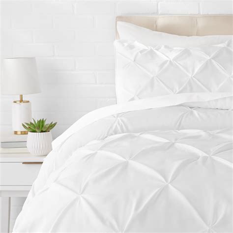 Amazonbasics Pinch Pleat Comforter Set 260 X 220 Cm Bright White