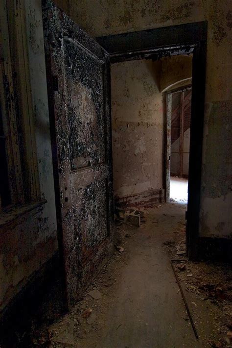 Time To Leave Photo Of The Abandoned Danvers State Hospital With Images Abandoned