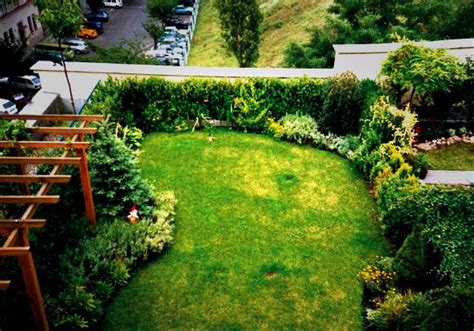 taman roof garden  atap rumah  inspiratif