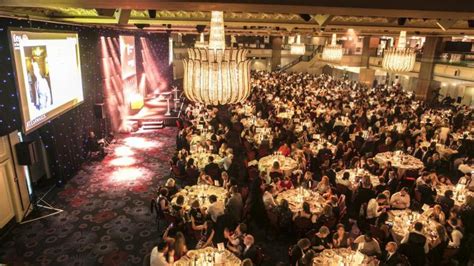 Tes FE Awards to host Beacon Awards | Awards ceremony, Top event planners, Awards