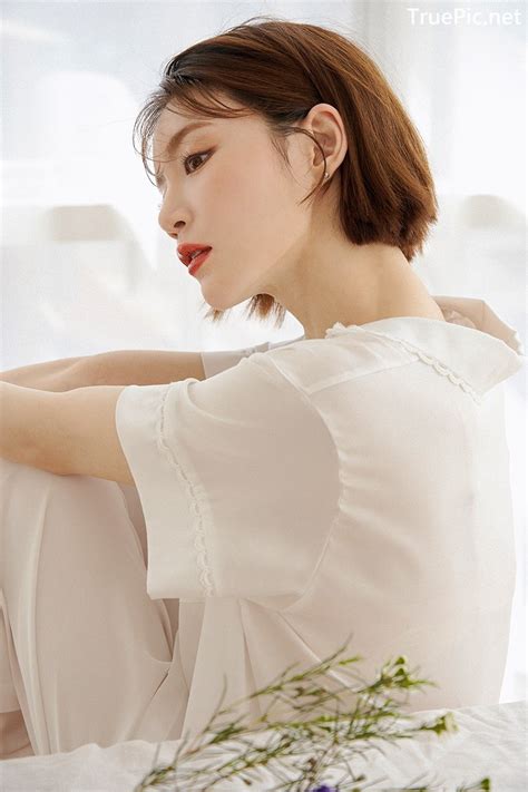 True Pic Korean Fashion Model Lee Ho Sin Lingerie Wedding Pure