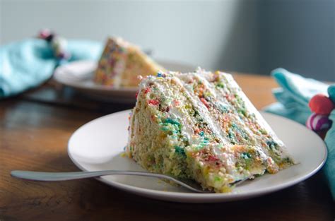Free printable keto food list!get it now. Homemade Gluten Free Confetti Cake | Bob's Red Mill