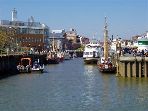 Büsum hat neben der historischen museumshafen eine wunderschöne fußgängerzone zu bieten. Büsum - Haus Strandlagune