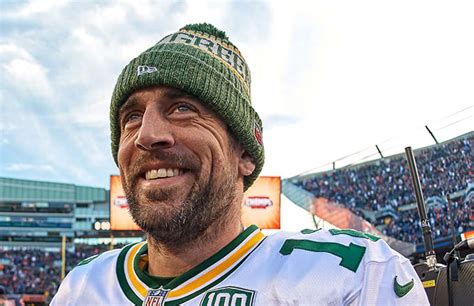 The top 100 players of 2020 counts down the top players in the nfl as determined solely by the players themselves. Aaron Rodgers Reportedly Has a Cameo in the Next 'Game of Thrones' Episode | Complex